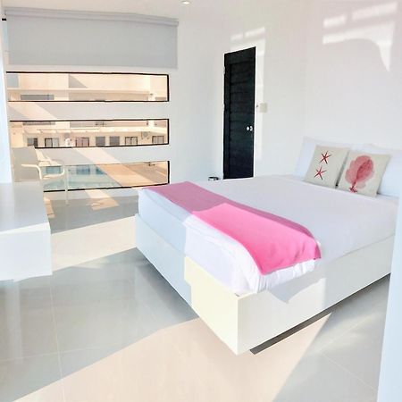 Blue Coast Beach Hotel Santa Ana  Bagian luar foto