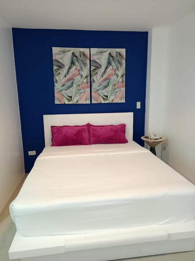 Blue Coast Beach Hotel Santa Ana  Bagian luar foto