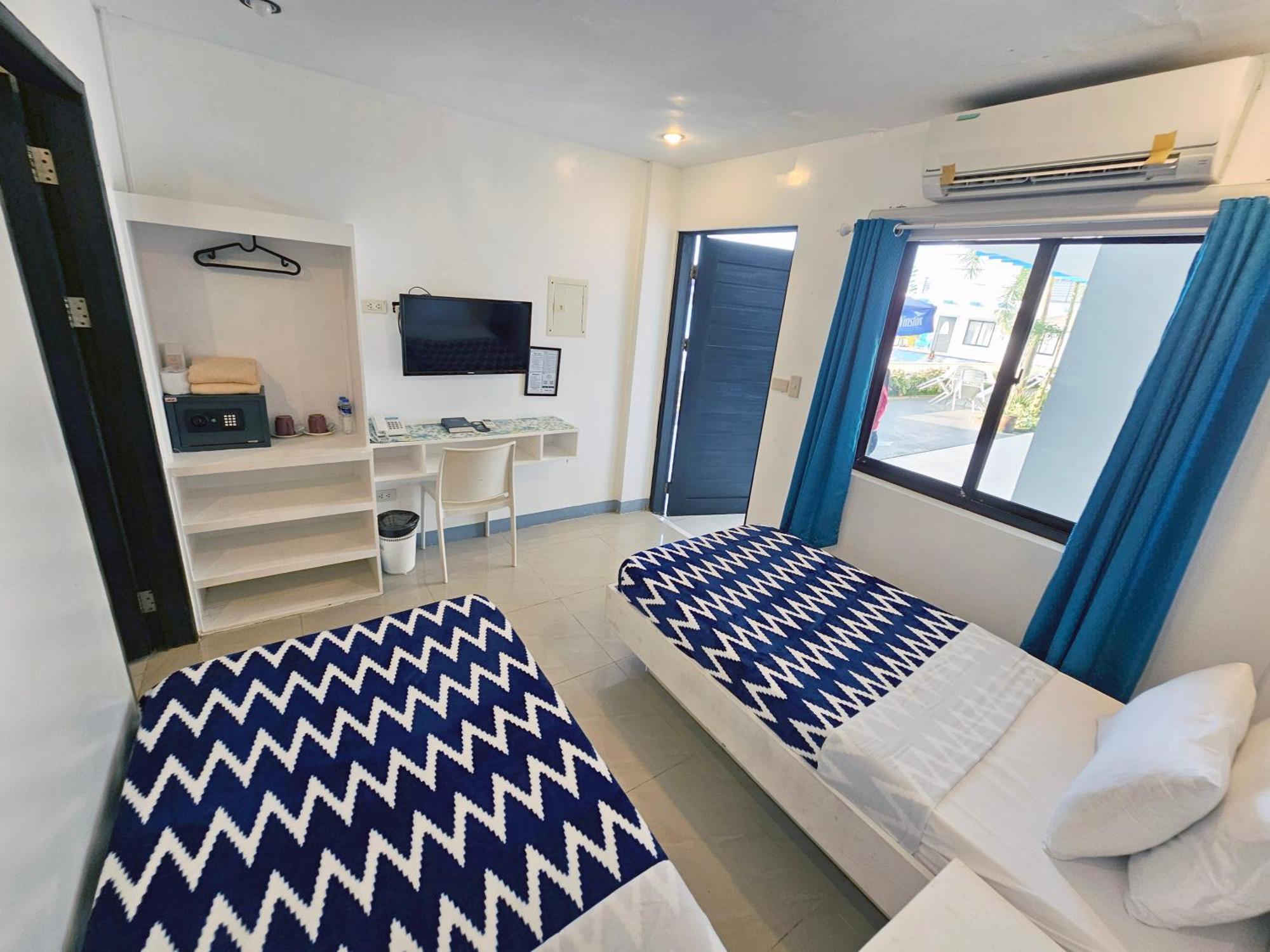 Blue Coast Beach Hotel Santa Ana  Bagian luar foto