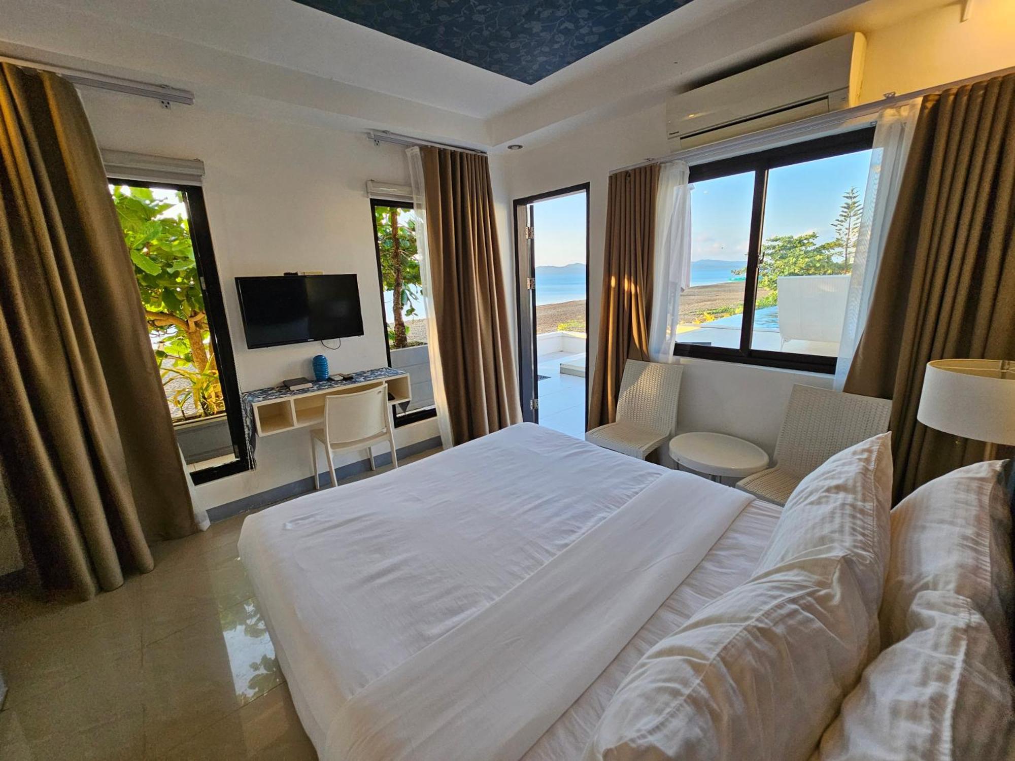 Blue Coast Beach Hotel Santa Ana  Bagian luar foto